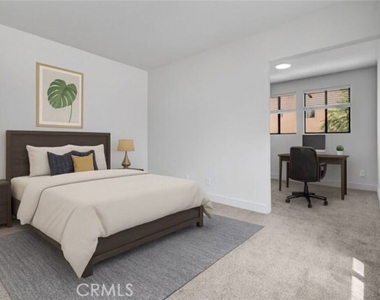 2629 San Marino Street - Photo Thumbnail 2