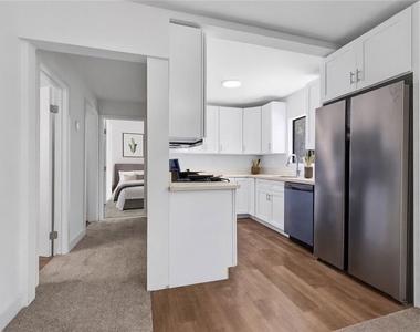2629 San Marino Street - Photo Thumbnail 9