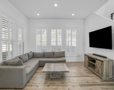 20629 W Chestnut Circle - Photo Thumbnail 11