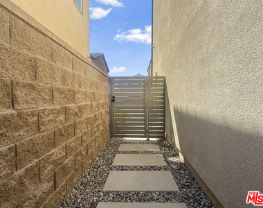 20629 W Chestnut Circle - Photo Thumbnail 37