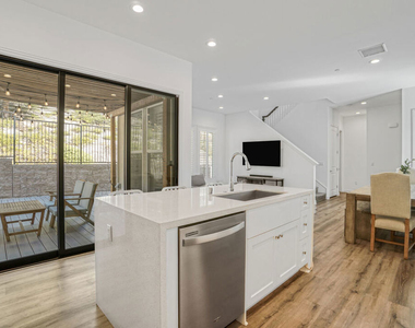 20629 W Chestnut Circle - Photo Thumbnail 9