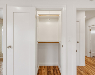 525 N Crescent Heights Boulevard - Photo Thumbnail 21