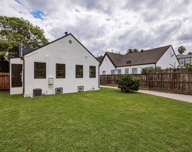 525 N Crescent Heights Boulevard - Photo Thumbnail 28