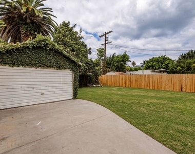 525 N Crescent Heights Boulevard - Photo Thumbnail 31