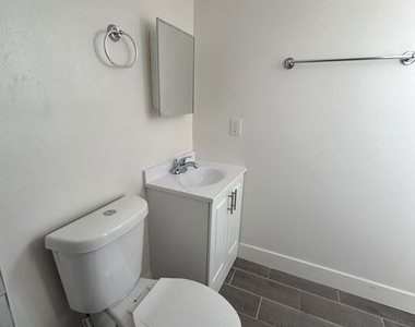1238 N Mariposa Avenue - Photo Thumbnail 1