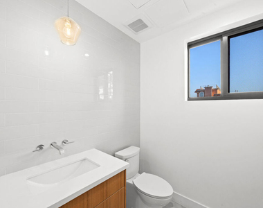 8902 Sawyer Street - Photo Thumbnail 11