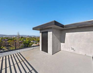 8902 Sawyer Street - Photo Thumbnail 22