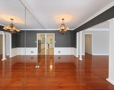 1323 N Olive Drive - Photo Thumbnail 14