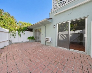 1323 N Olive Drive - Photo Thumbnail 35