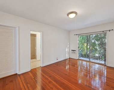 1323 N Olive Drive - Photo Thumbnail 23