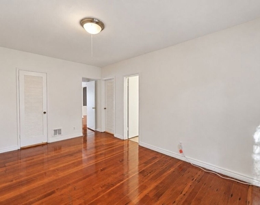 1323 N Olive Drive - Photo Thumbnail 25