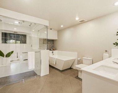 2753 La Cuesta Drive - Photo Thumbnail 25