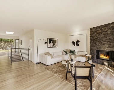 2753 La Cuesta Drive - Photo Thumbnail 20
