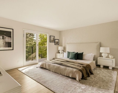 2753 La Cuesta Drive - Photo Thumbnail 22