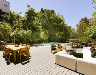 2753 La Cuesta Drive - Photo Thumbnail 42