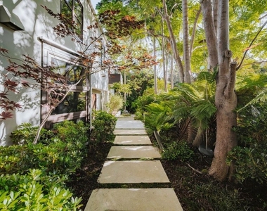 576 E Channel Road - Photo Thumbnail 3