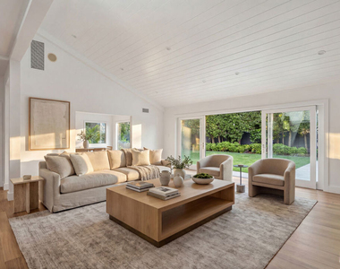 576 E Channel Road - Photo Thumbnail 6