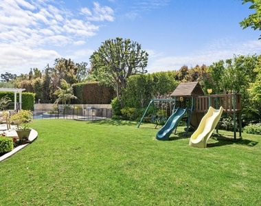 13620 Romany Drive - Photo Thumbnail 24