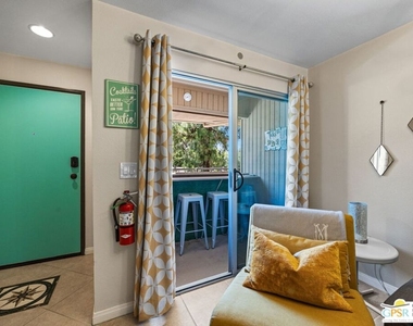 575 N Villa Court - Photo Thumbnail 17