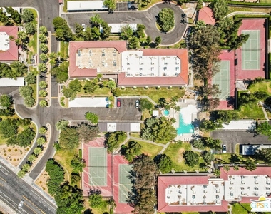 575 N Villa Court - Photo Thumbnail 24