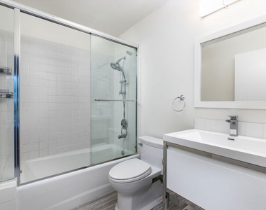 117 N Gale Drive - Photo Thumbnail 11