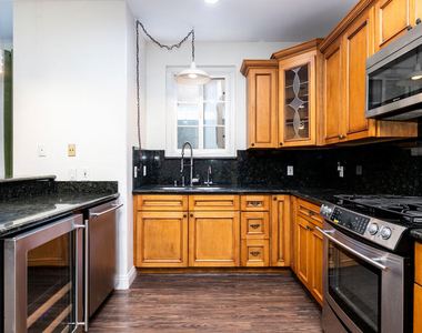 117 N Gale Drive - Photo Thumbnail 6