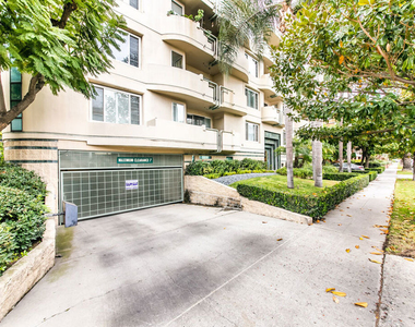 117 N Gale Drive - Photo Thumbnail 23