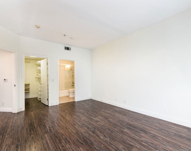 117 N Gale Drive - Photo Thumbnail 9