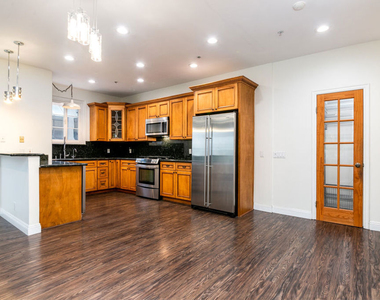 117 N Gale Drive - Photo Thumbnail 4