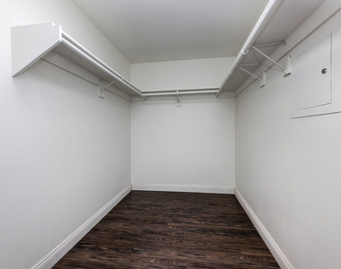 117 N Gale Drive - Photo Thumbnail 19
