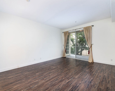 117 N Gale Drive - Photo Thumbnail 8