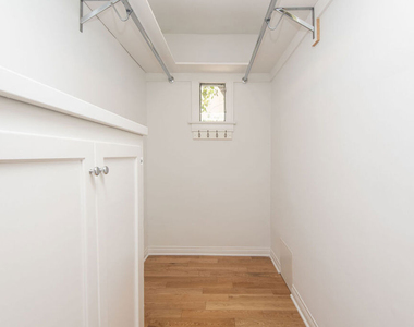 522 N Alta Vista Boulevard - Photo Thumbnail 7