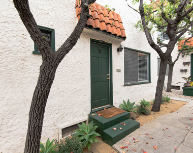522 N Alta Vista Boulevard - Photo Thumbnail 9