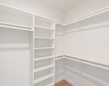 6117 1/2 Fountain Avenue - Photo Thumbnail 20