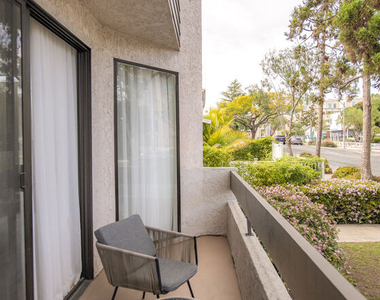 1248 23rd Street - Photo Thumbnail 5
