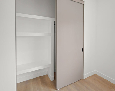 11010 Hortense Street - Photo Thumbnail 18