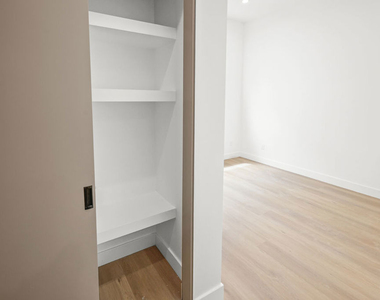 11010 Hortense Street - Photo Thumbnail 23