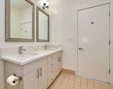 3810 Wilshire Boulevard - Photo Thumbnail 13