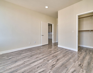 3810 Wilshire Boulevard - Photo Thumbnail 5