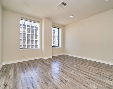 3810 Wilshire Boulevard - Photo Thumbnail 1
