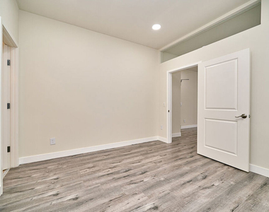 3810 Wilshire Boulevard - Photo Thumbnail 10