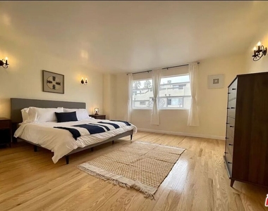 1141 19th Street - Photo Thumbnail 12