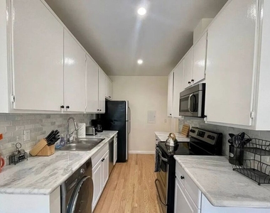 1141 19th Street - Photo Thumbnail 2