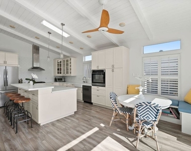 29500 Heathercliff Road - Photo Thumbnail 8