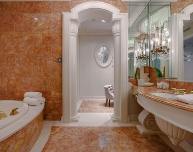 70 Beverly Parkway - Photo Thumbnail 15