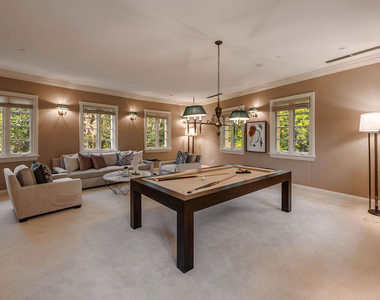 70 Beverly Parkway - Photo Thumbnail 24