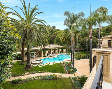 70 Beverly Parkway - Photo Thumbnail 14