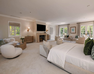 70 Beverly Parkway - Photo Thumbnail 13