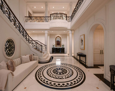 70 Beverly Parkway - Photo Thumbnail 4