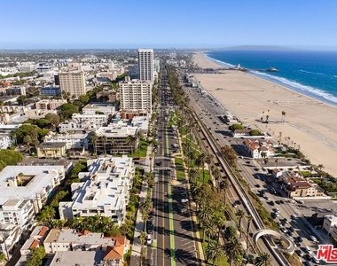 951 Ocean Avenue - Photo Thumbnail 27